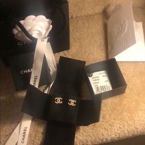 Elegant Chanel stud pearls